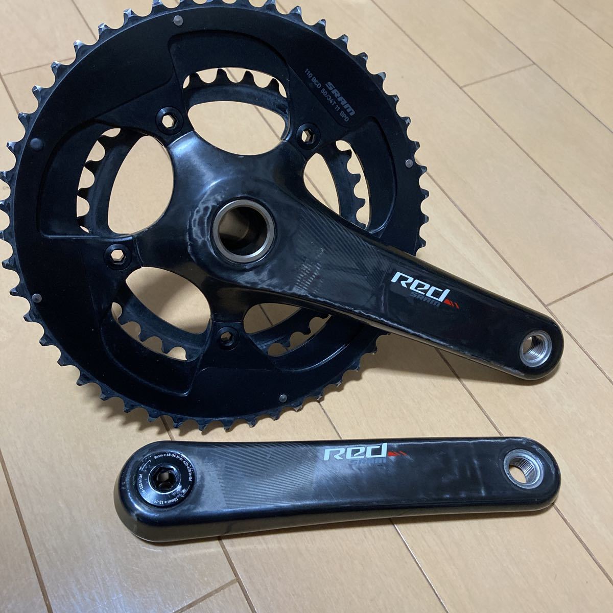 スラム レッド(SRAM RED) クランク