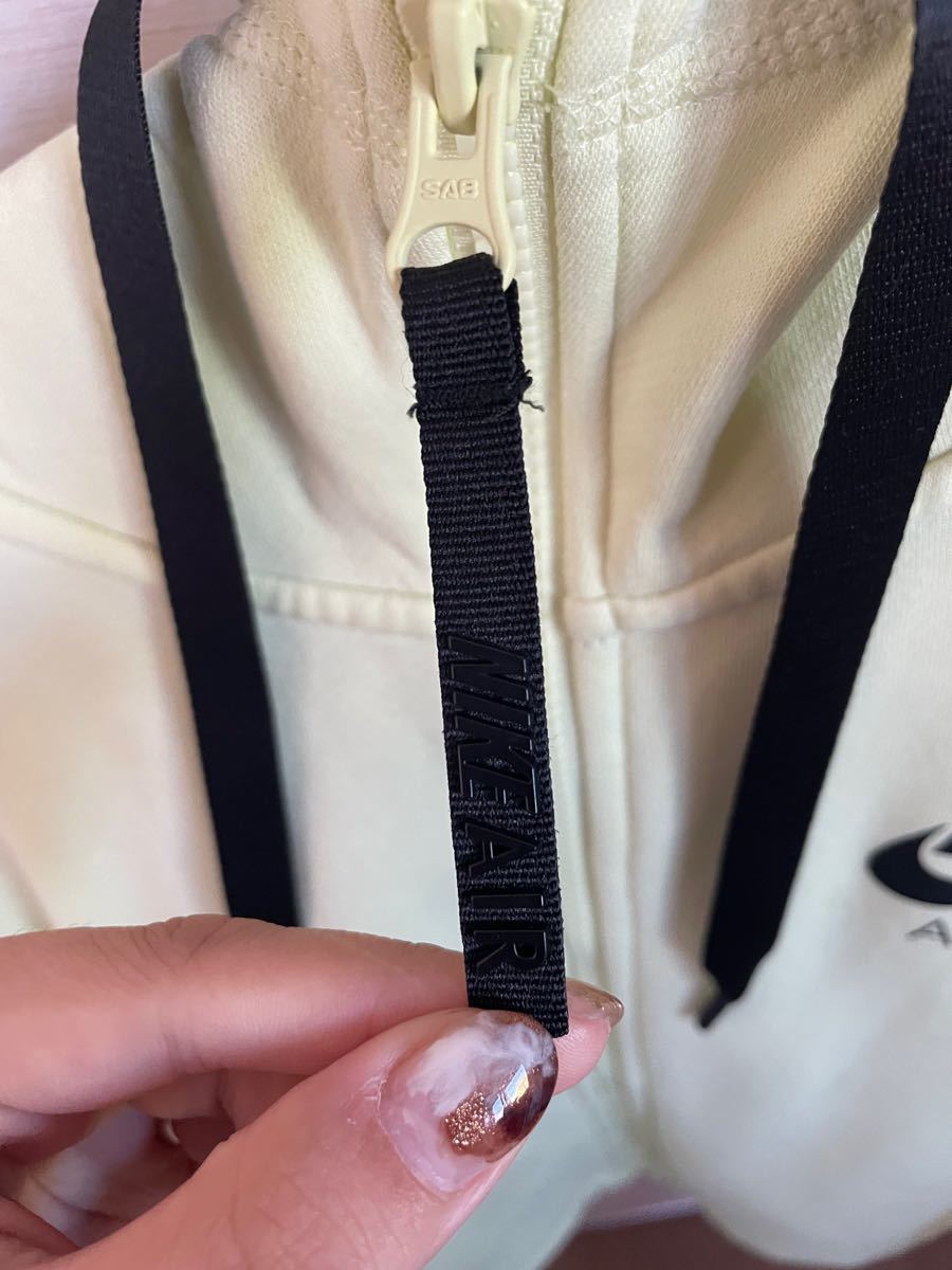 正規販売代理店 〜Tiara〜 様NIKE ナイキ ショート丈 パーカー