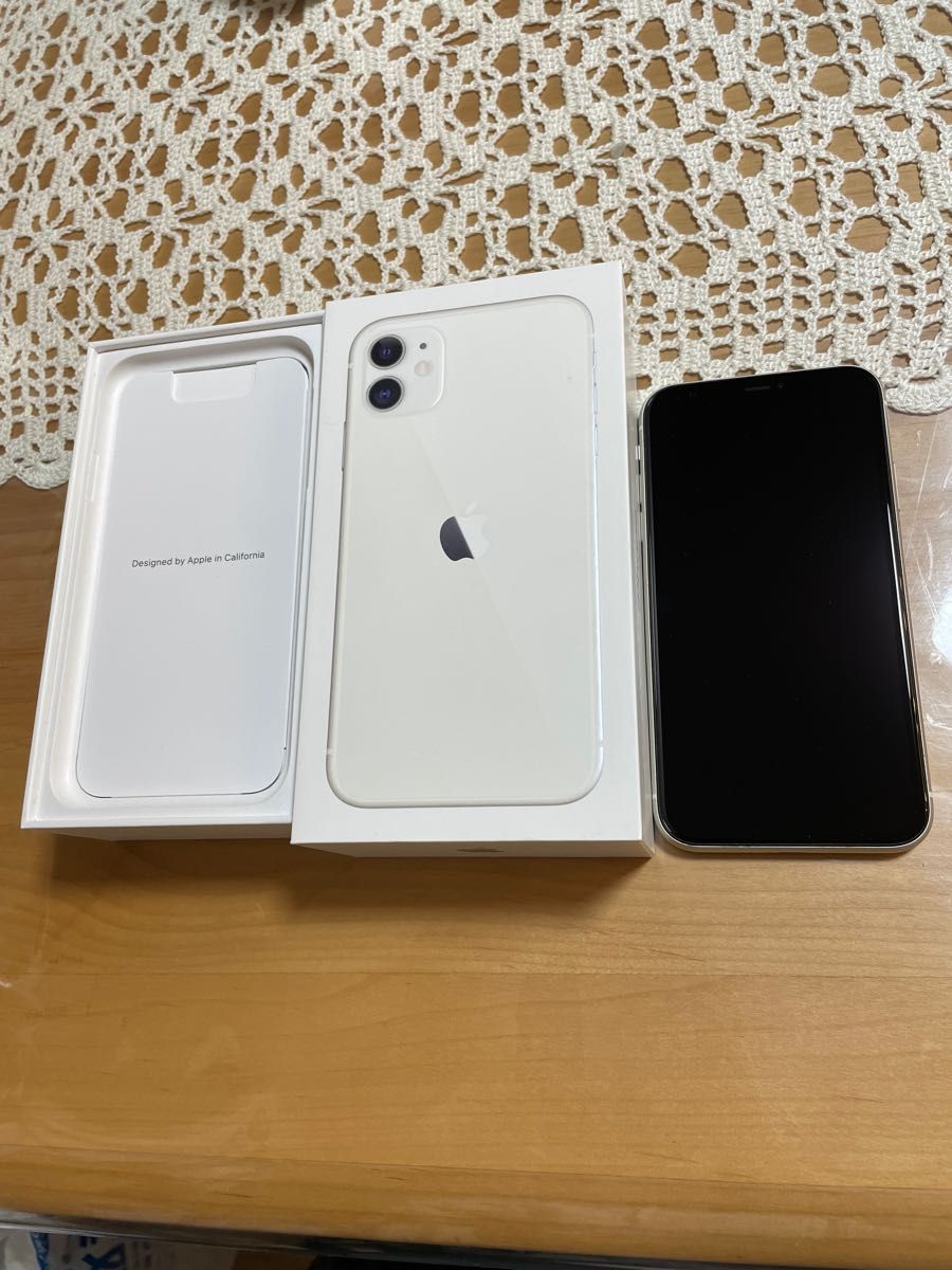 iPhone 11 バッテリー85% ホワイト 128 GB SIMフリー-