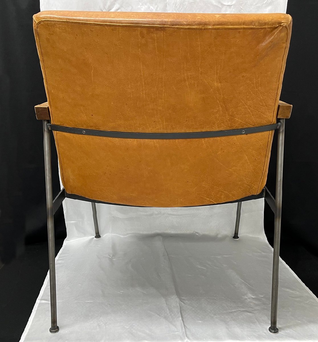 □TRUCK FURNITURE トラックファニチャー□FURROWED-LEATHER ARM CHAIR