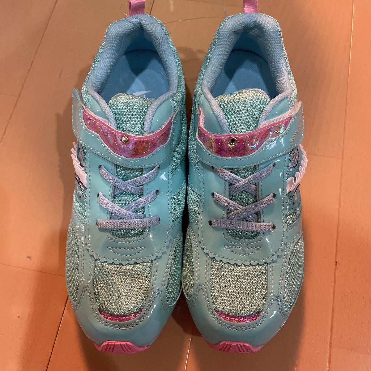 送料無料 新品 スーパースター SUPERSTAR 女の子運動靴 22 5cm 送料無料 新品 スーパースター SUPERSTAR 女の子運動靴 22 5cm