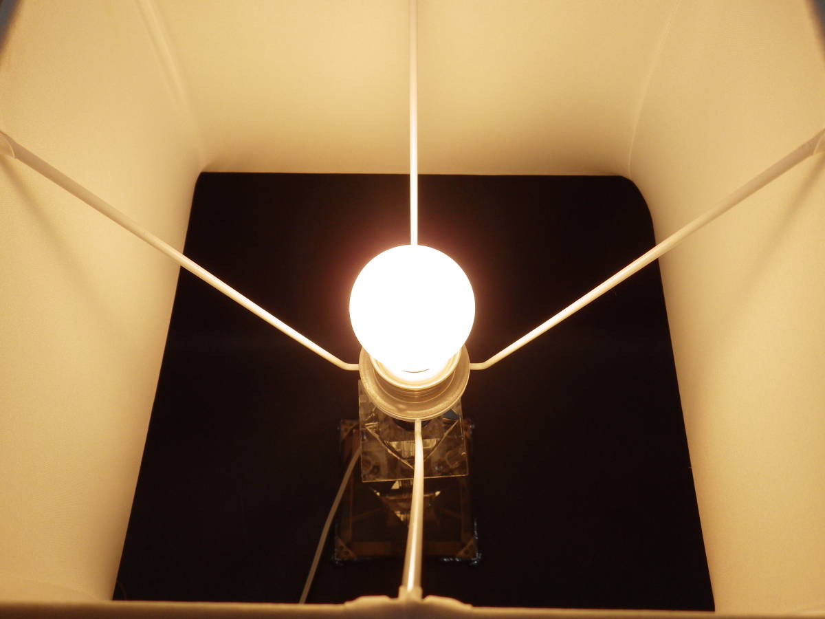 (G308) 点灯OK ノーブルスパーク クリスタル ガラス スタンド ライト 照明 フロア インテリア 玄関 テーブル オブジェ デザイン 高級 洋風_画像3