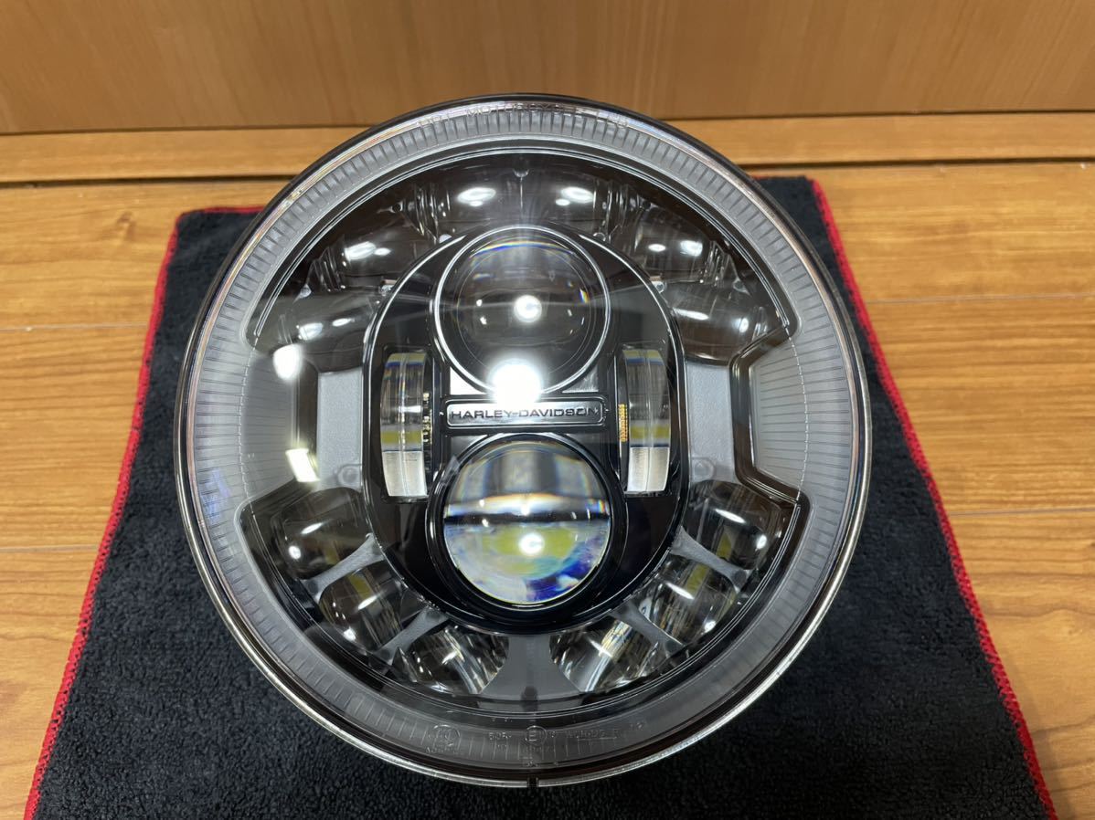 格安即決 ハーレー純正 LEDヘッドライト 7インチ □ハーレー純正□LED