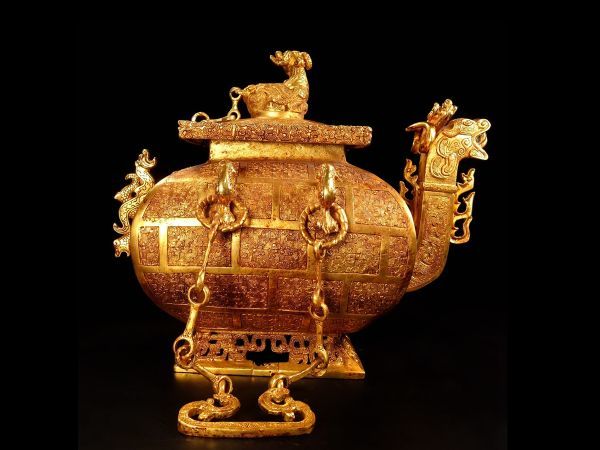 【瓏】古銅鏨刻彫 塗金提梁酒壺 漢代 古置物擺件 銅器 中国古賞物 蔵出