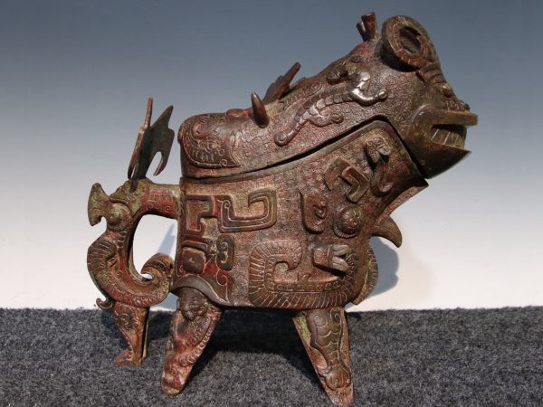 ウクライナ情勢 中国 青銅器 饕餮 銅 置物 時代 古美術品 古道具