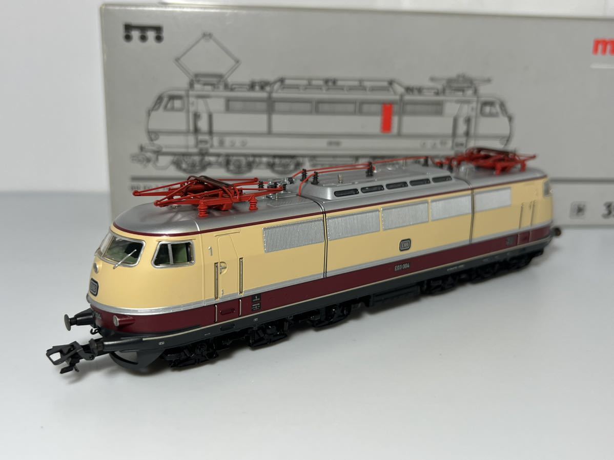 メルクリン鉄道模型 Yahoo!オークション - メルクリン 39573 ドイツ連邦鉄道 BR E03