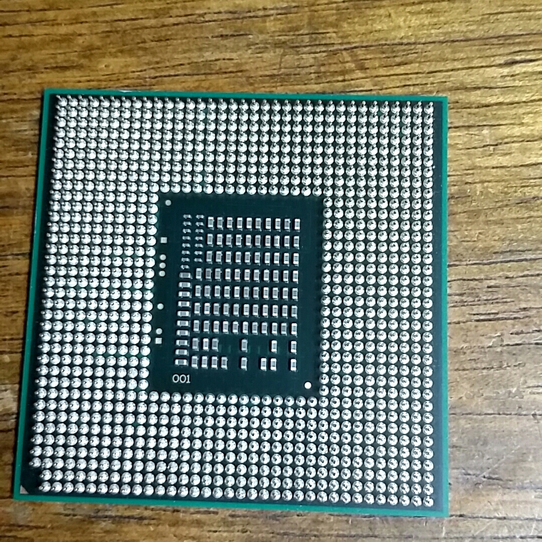 岐阜 即日 送料180円～ ★ Intel Celeron Dual-Core B800 1.5G SR0EW ★ 確認済 管理番号 C001_画像1