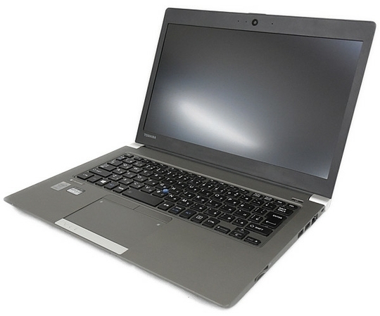 最安値 良品 1172 薄型軽量!東芝13.3型 R63 Corei5-5200U・8GB・爆速