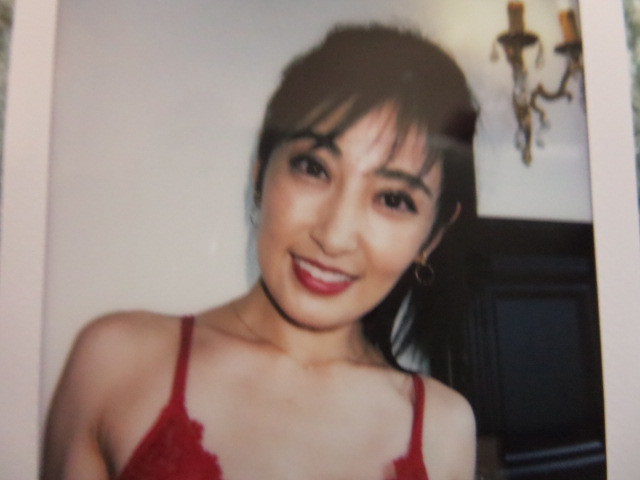 熊田曜子 直筆サイン入りチェキ 013の画像3