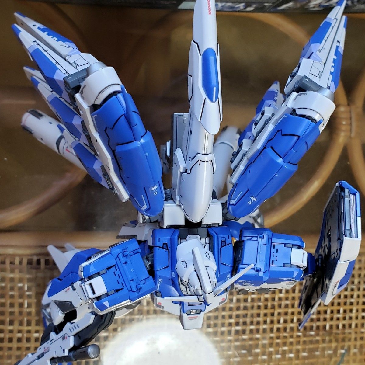 完成品 RG リアルグレード Hi-νガンダム ハイ ニュー 機動戦士 GUNDAM バンダイ BANDAI 逆襲のシャア 模型