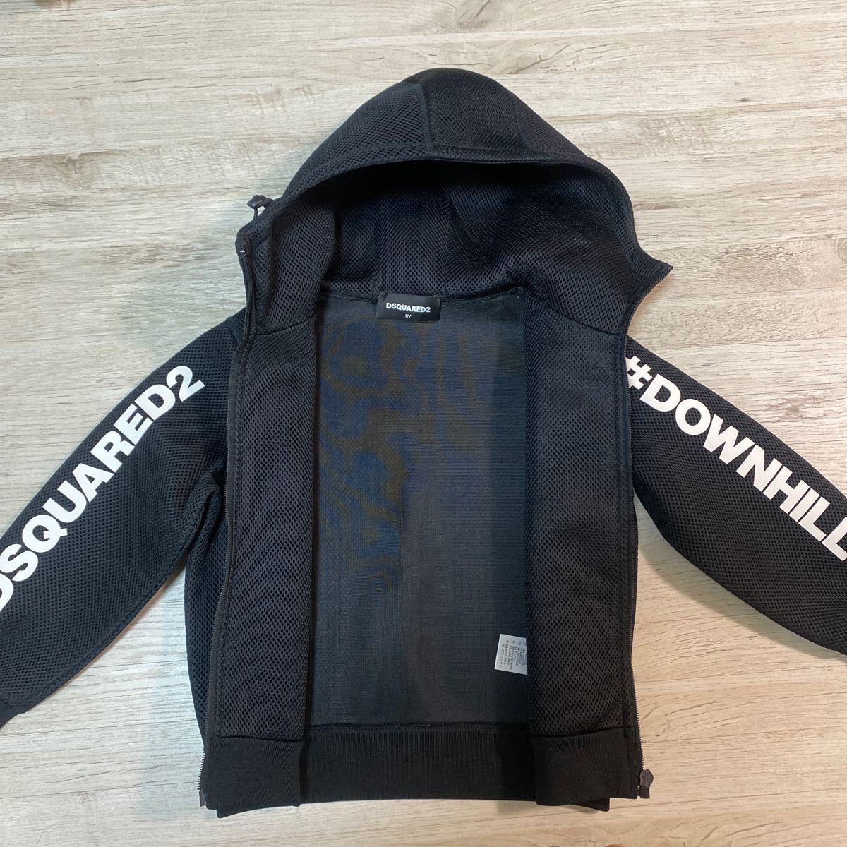 最大69%OFFクーポン 美品 パーカー120cm beverlypark.co.id