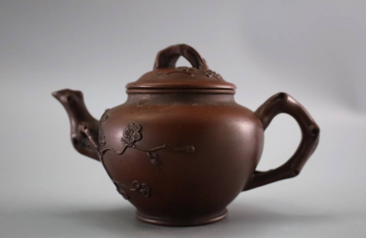 朱泥 紫砂 急須 水滴 置物 工芸品 美品 蓋付き高さ8.8cm 朱泥 紫砂 急須 水滴 置物 工芸品 美品 蓋付き高さ8.8cm