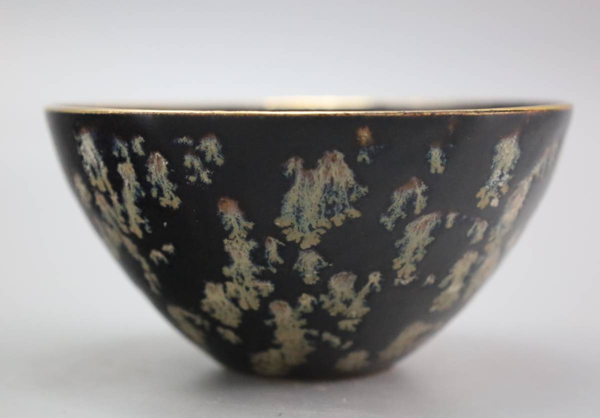セール　吉州窯 茶碗 天目茶碗 瓷器 本体サイズ高さ6cm　口径12cm　底径3.8cm_画像1