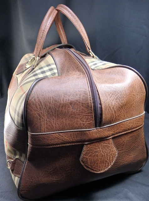  Burberry спорт noba проверка x кожа W52cm Boston сделано в Италии BURBERRYS SPORT сделано в Италии течение времени товар 