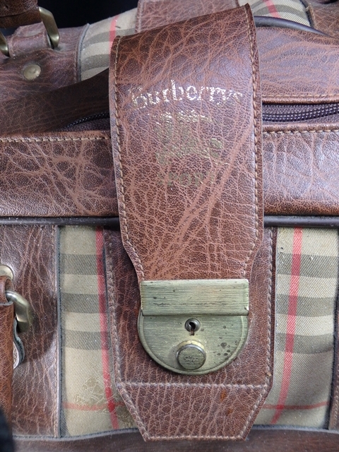  Burberry спорт noba проверка x кожа W52cm Boston сделано в Италии BURBERRYS SPORT сделано в Италии течение времени товар 