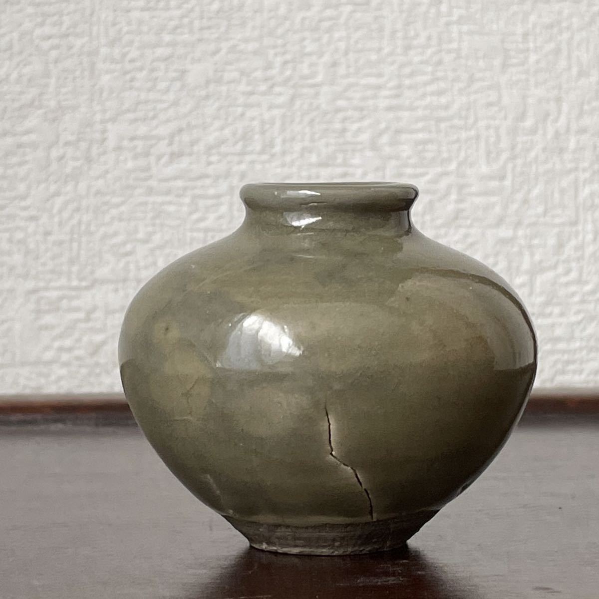 青磁小壺 龍泉窯 元時代|Yahoo!フリマ(旧PayPayフリマ) 青磁小壺 龍泉窯 元時代|Yahoo!フリマ(旧PayPayフリマ)