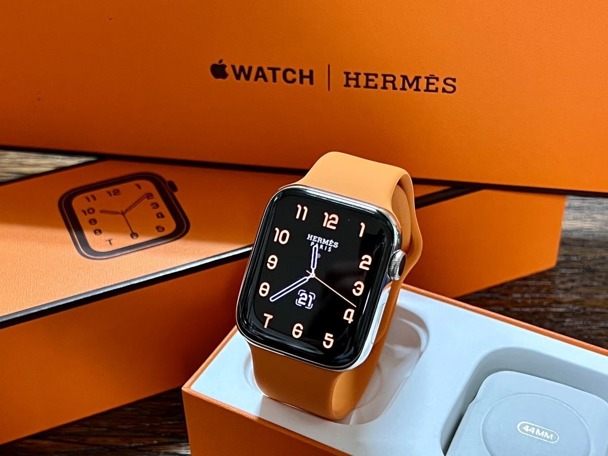 ★ 美品 バッテリー96% ★ アップルウォッチ エルメス Apple Watch HERMES Series 6 44mm シルバー GPS  Cellular 新品社外バンド付き