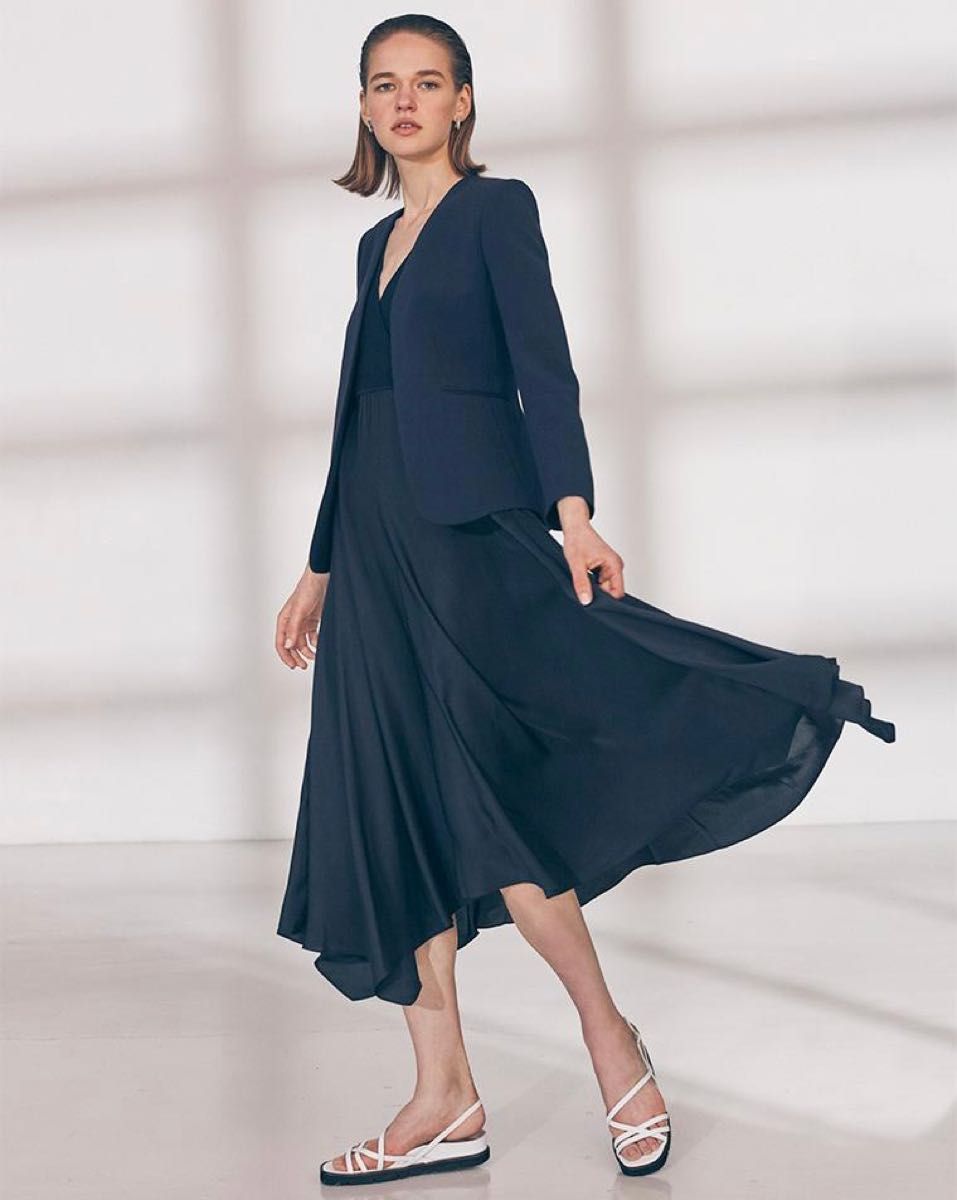 Theory CLASSIC CREPE 定番 ノーカラージャケット 新品|Yahoo Theory CLASSIC CREPE 定番 ノーカラージャケット 新品|Yahoo