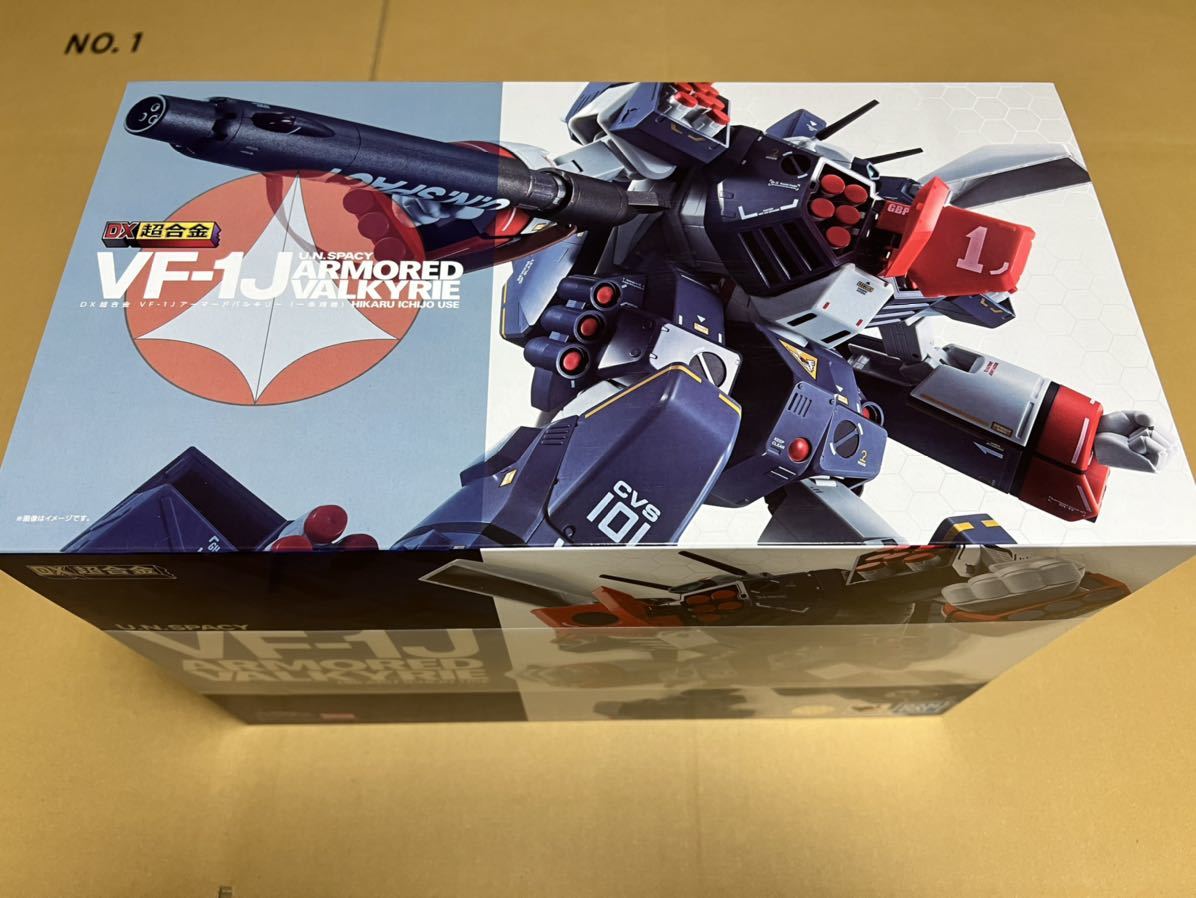 国内正規品】 Y's TwiceBANDAI SPIRITS DX超合金 超時空要塞マクロス