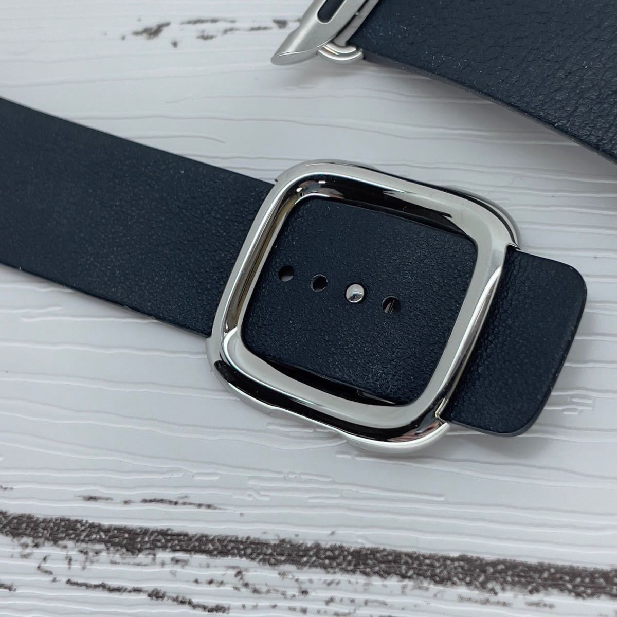 【最新】Apple Watch インクモダンバックル　アップルウォッチ　正規品　チタン
