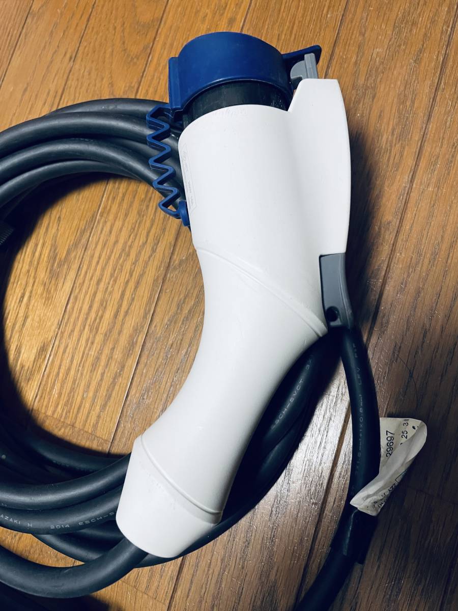 日産リーフ充電ケーブル7 5m 100V用コンセント付 ⑨|Yahoo 日産リーフ充電ケーブル7 5m 100V用コンセント付 ⑨|Yahoo