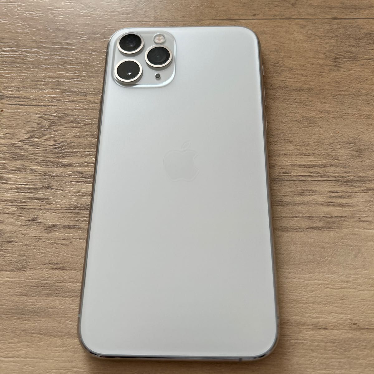 激安通販ショッピング iPhone 11 Pro シルバー 256 GB docomo econet.bi