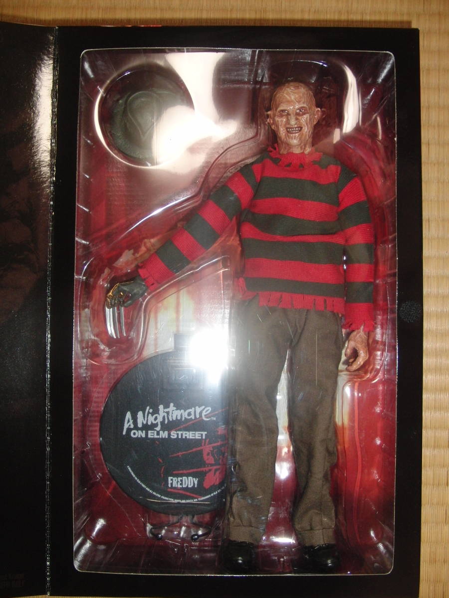  A Nightmare on Elm Street side shou12 -inch figure 