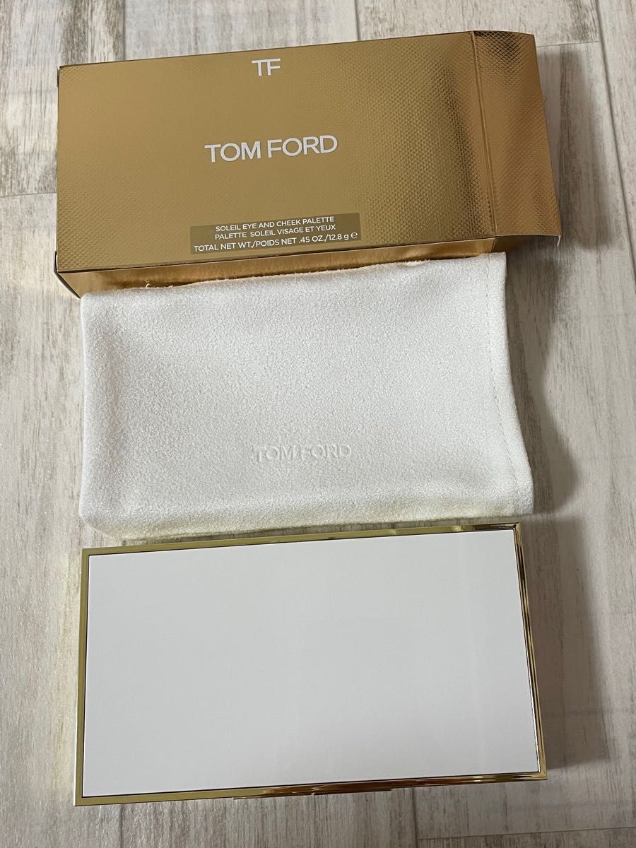 TOMFORD トムフォード ソレイユ アイ アンド チーク パレット 03 ソーラーエクスポージャ　アイシャドウ　フェイスカラー