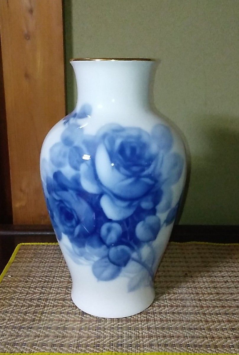 大倉陶園】ブルーローズ花生・花瓶28cm 定価33 000円 美品 皇室御用達