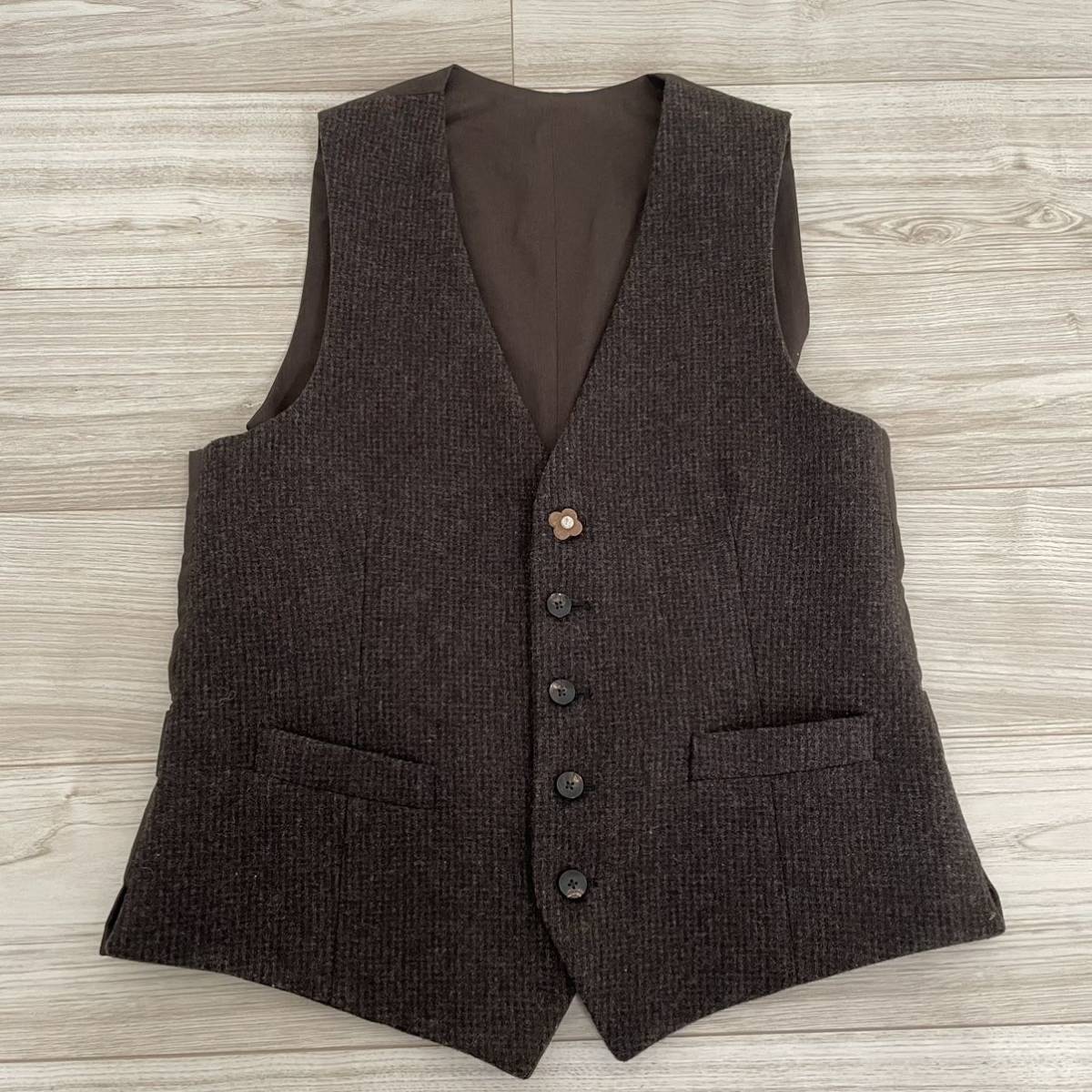 大切な人へのギフト探し LARDINI ラルディーニ ジレベスト Mサイズ