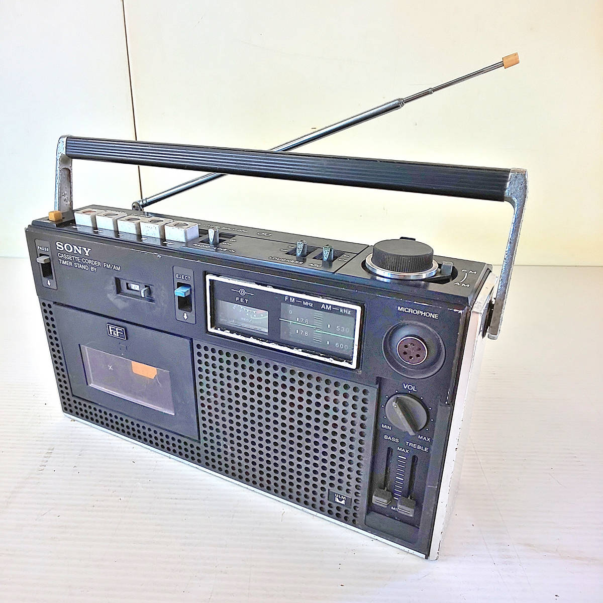 SONY Sony * 2BANDS radio-cassette * CF-1900 * no check 