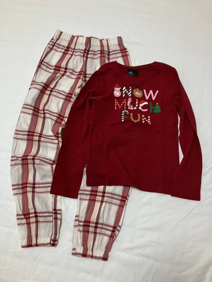 USED*H&M[ Christmas long sleeve pyjamas ] top and bottom set 134-140(8-10 -years old )