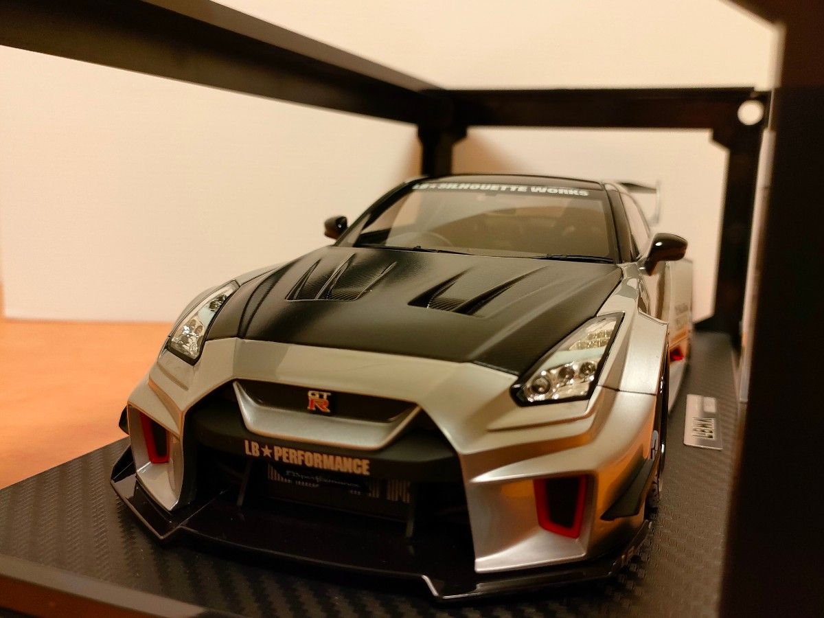 イグニッションモデル 1/18 LB☆WORKS GT-R ニッサン 35GT-RR シルバー