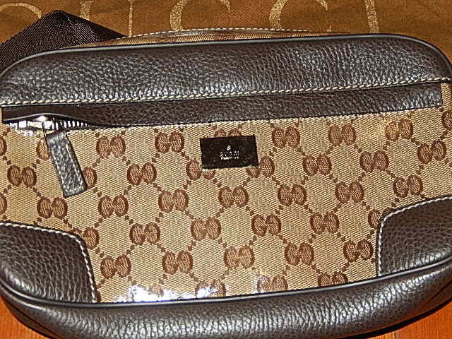 新品GUCCIクリスタルロゴPVC加工メンズ ハイカットスニーカー