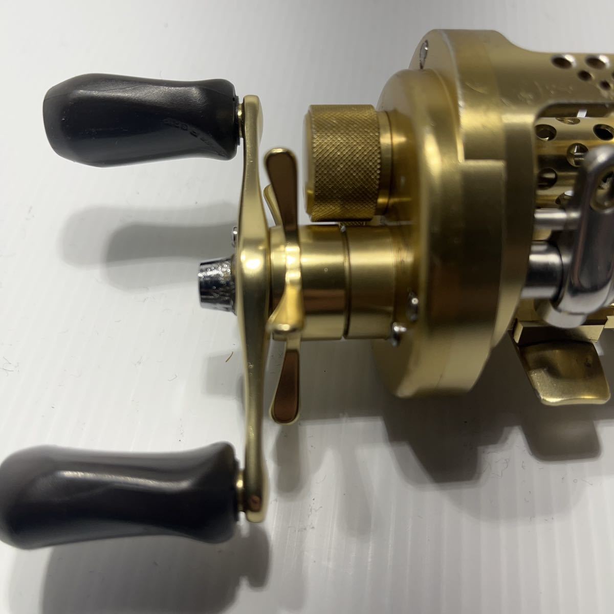 A1651 SHIMANO カルカッタコンクエスト 100 ベイトリール | tspea.org