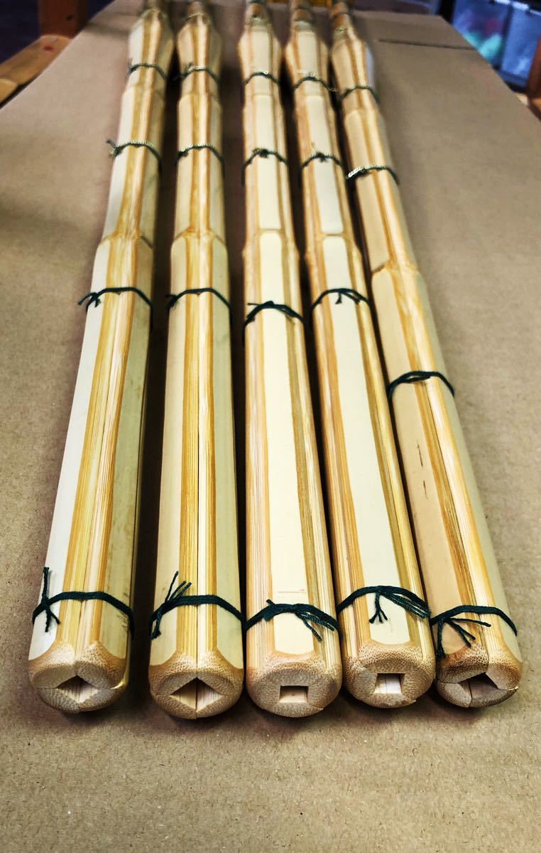 5250円 新品 剣道 竹刀 38男子 高校生用 胴張柄太型 28mm 5本 5250円 新品 剣道 竹刀 38男子 高校生用 胴張柄太型 28mm 5本