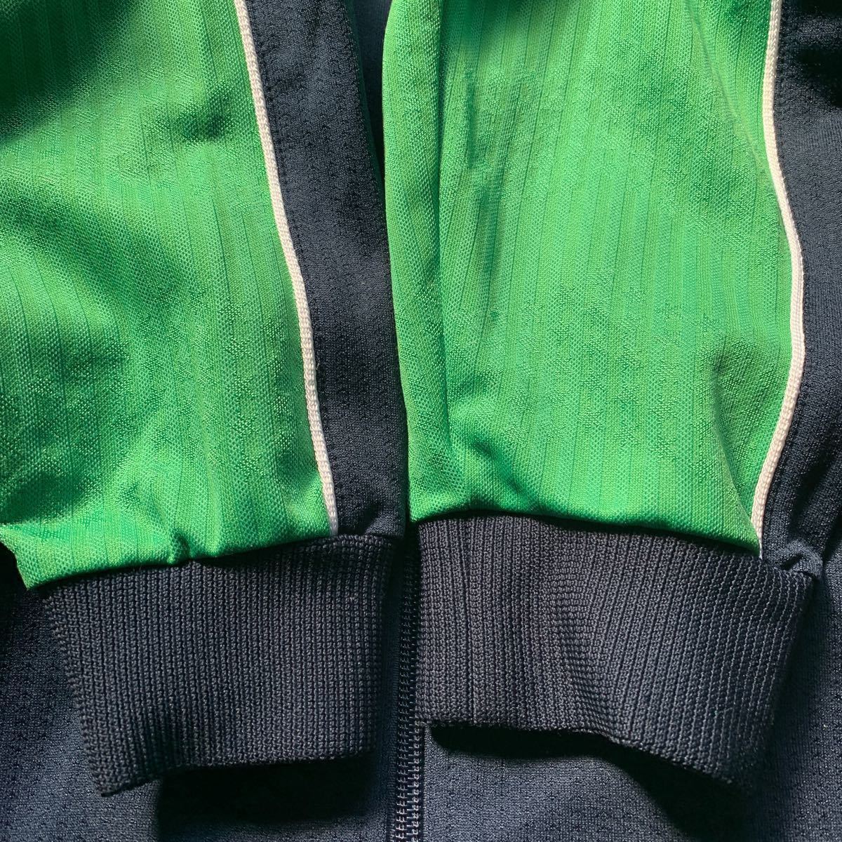 ナイキ　トラックジャケット NIKE ジャージジャケット Mサイズ　緑　ネイビー&グリーン　バイカラー