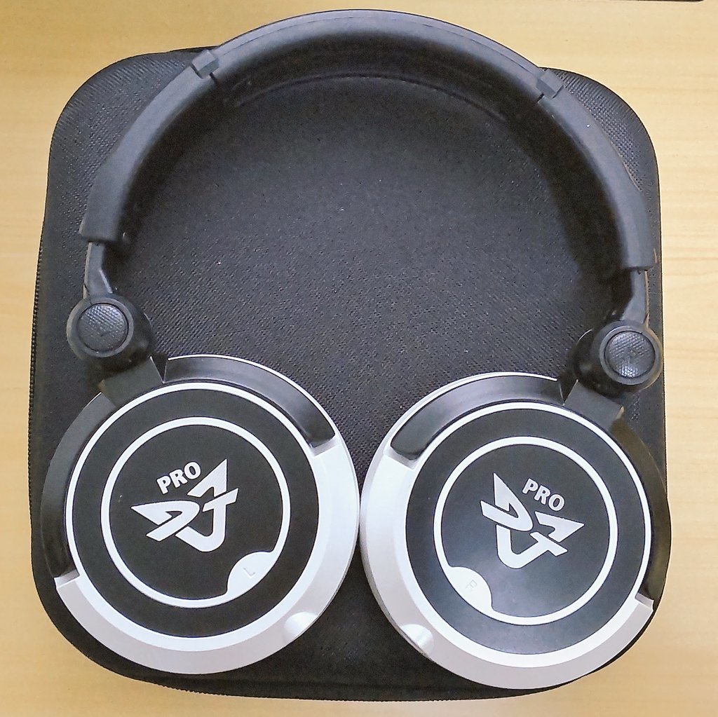 最先端 1 PROダイナミック密閉型ヘッドフォン 【新品】ULTRASONE