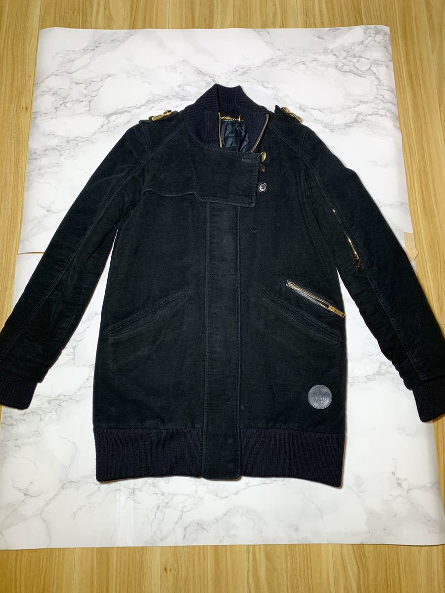 GUCCIグッチの黒中綿入りコート３６サイズＳ正規品