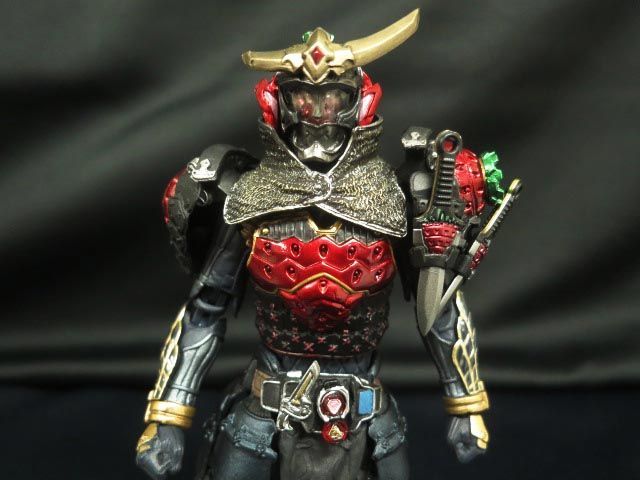 Yahoo!オークション - 箱なし S.I.C. SIC 仮面ライダー鎧武 Yahoo!オークション - 箱なし S.I.C. SIC 仮面ライダー鎧武