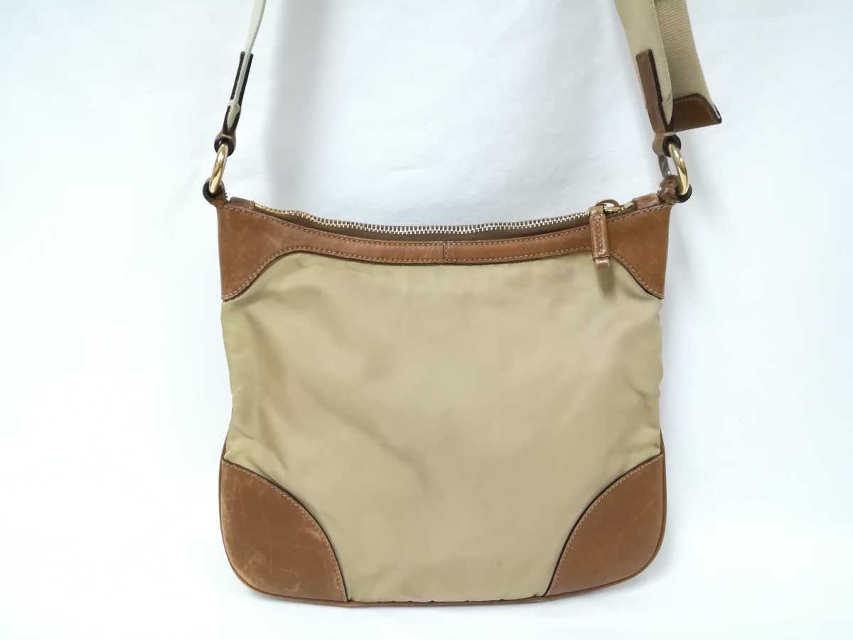 ヤフオク! - PRADA プラダ ショルダーバッグ ベージュ 三角ロゴ