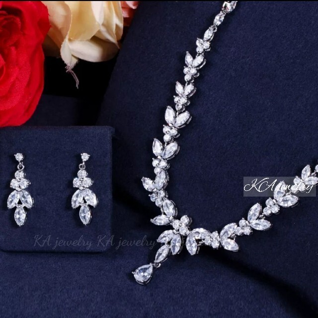 2 point set zirconia earrings ( earrings )& necklace wedding wedding accessory diamond. brilliancy accessory wedding 