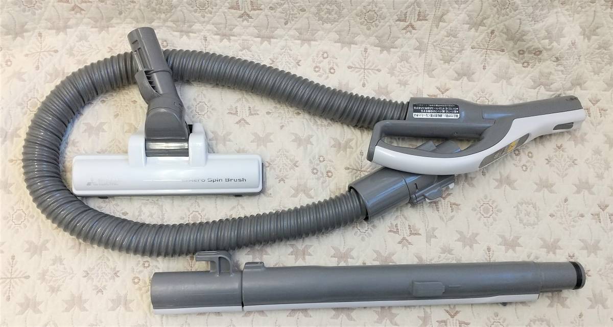 ヤフオク! - 【130】中古品 2018年製 三菱電機 紙パック式掃除機...