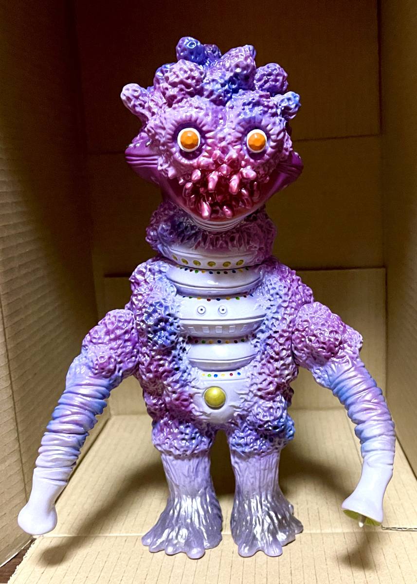 Yahoo!オークション - zollmen 円盤怪獣マザー ゾルメン Yahoo!オークション - zollmen 円盤怪獣マザー ゾルメン
