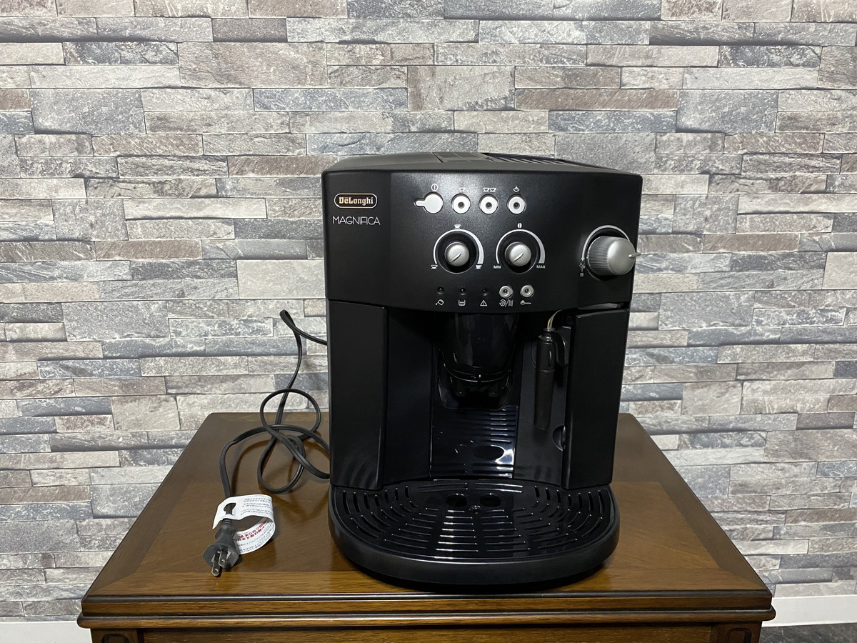 00558 DeLonghi(デロンギ) 全自動コーヒーマシン マグニフィカ