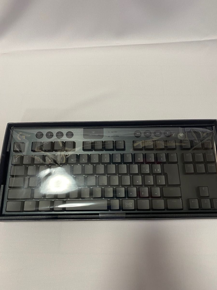 新品同様 logicool G913 TKL ゲーミングキーボード 赤軸 ワイヤレス