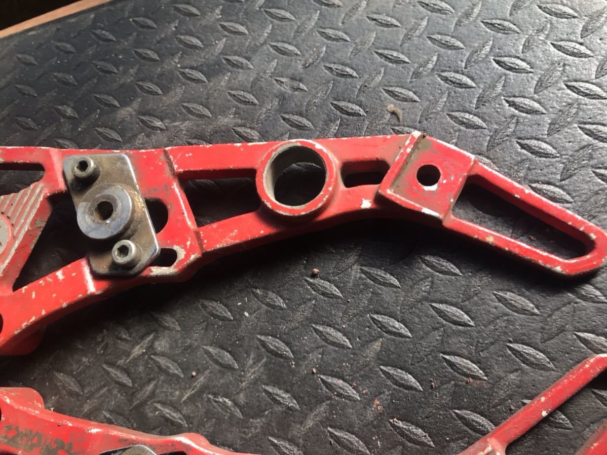 魅力的な価格 RZ250R BEETバックステップホルダー カウル、フェンダー