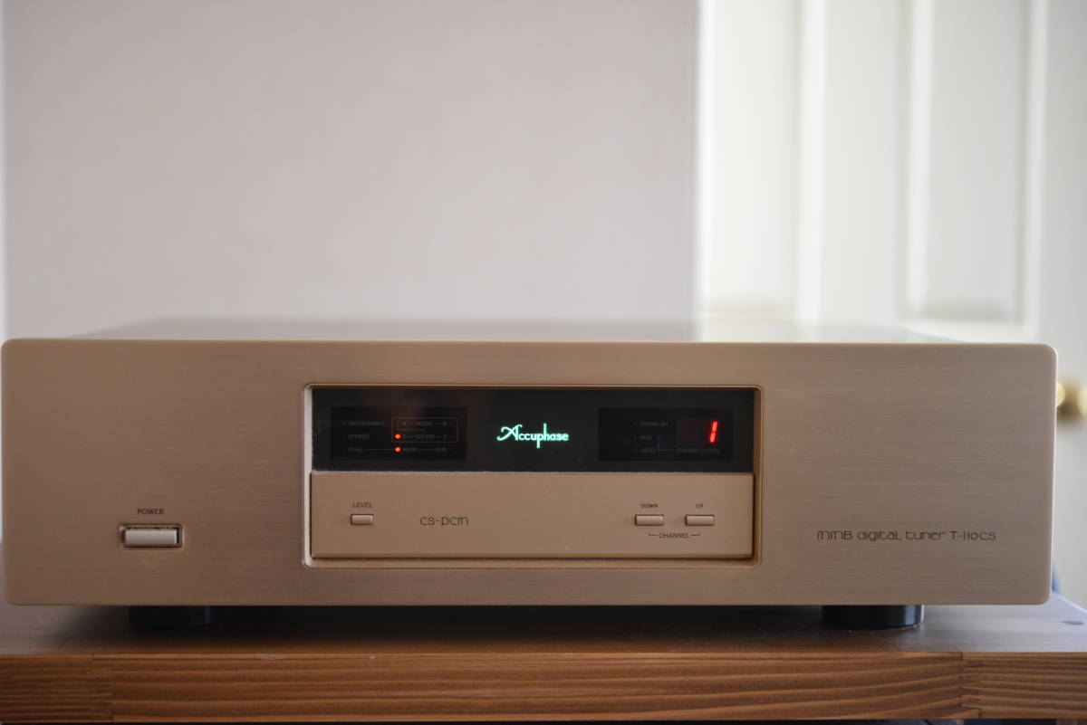 Accuphase アキュフェーズ_CS-PCMデジタルチューナー T-110CS 取説・リモコン付_画像2