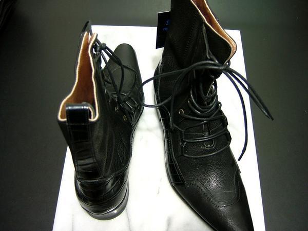 正規取扱品 トルネードマート本革レザーブーツS黒シューズ靴0503 新品 4.4万 ウエア、装備（男性用） - mindqtyping.com