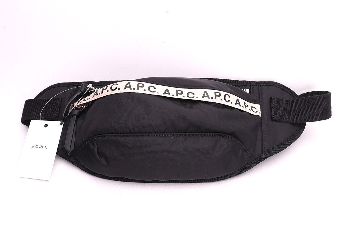 A.P.C ウエストバッグ Fサイズ ブラック アー・ペー・セー ショルダー ボディ shoulder body BAG_画像1